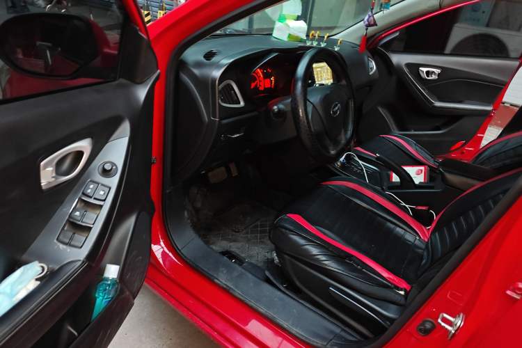 Used GAC Trumpchi GA3 2013 1.6L Automatic Elite ESP Edition Driver Seat