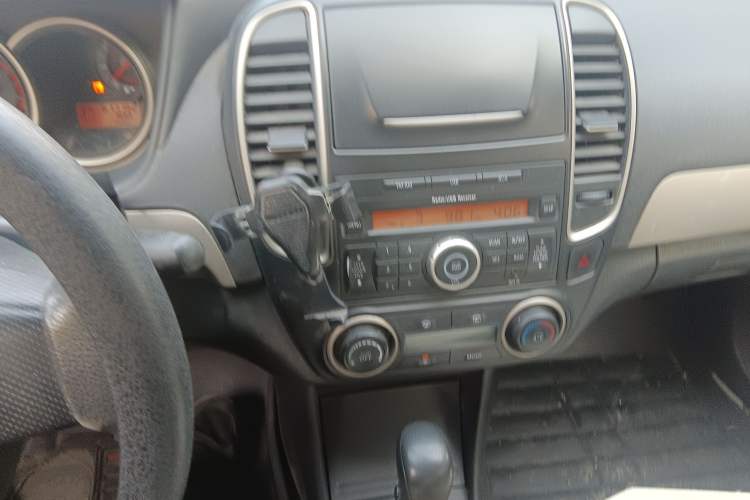 Used Nissan Sylphy 2018 Classic 1.6XE CVT Comfort Edition Audio And AC Panel