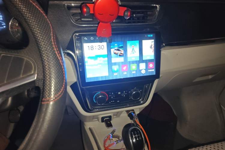 Used Jinbei New Hiace X30L 2021 1.5L Wealth Central Air Conditioning Edition Van China VI Standard SWC15M