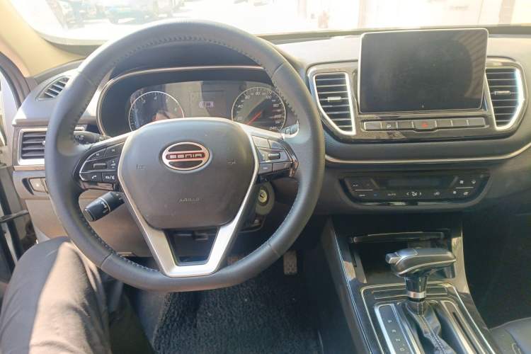 Used FAW Senya R9 2018 1.2T Automatic Comfortable Smart Edition
