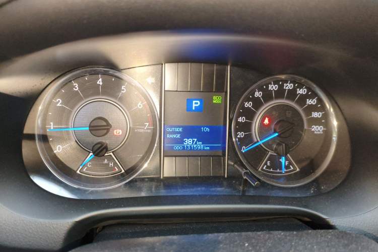 Used Toyota Fortuner 2016 2.7L Middle East Version Instrument Cluster