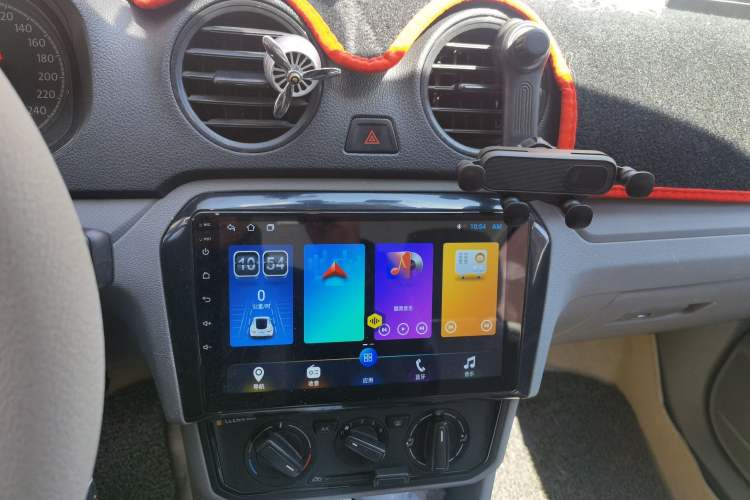 Used Volkswagen Jetta 2015 Value Edition 1.6L Manual Fashionable Style Audio And AC Panel