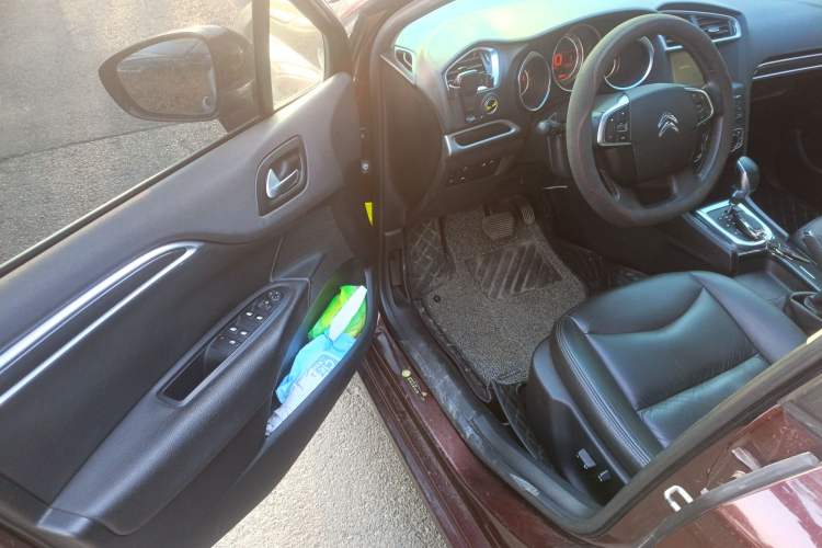 Used Citroen C4L 2014 1.6THP Intelligent Drive Automatic Dynamic Model