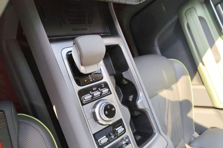 Used BAIC Off-Road BJ40 Electric Drive 2025 Advanced Edition
