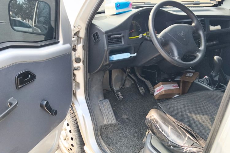 Used Wuling Zhiguang 2015 1.2L Practical LS-I Model