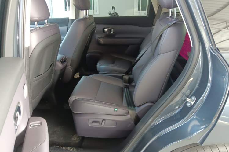 Used Leapmotor C16 2024 Pure Electric 520 Deluxe Edition
