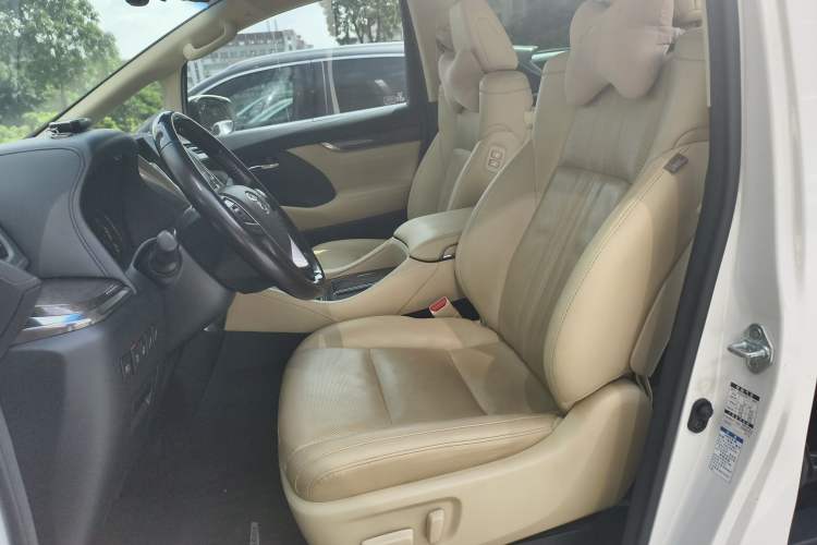 Used Toyota Vellfire 2020 Dual-Engine 2.5L HV Prestige Edition Left Front Seat