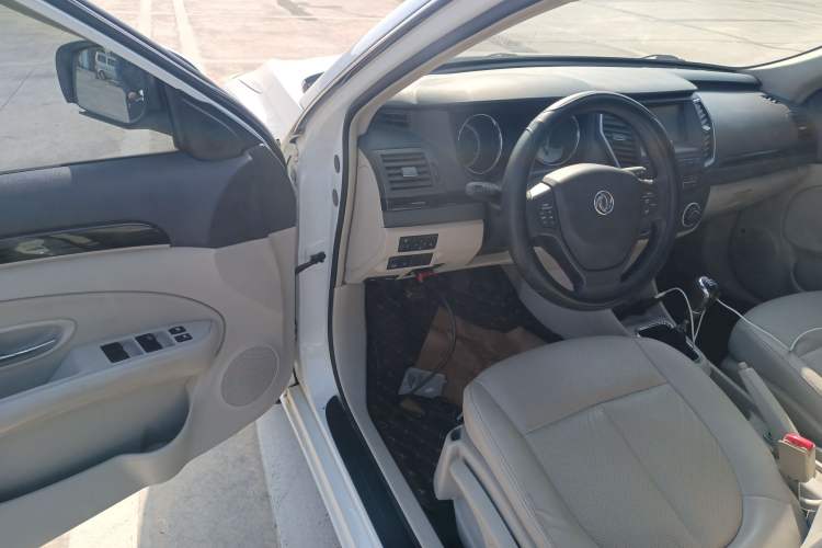 Used Dongfeng Aeolus A60 2016 1.5L Manual Luxury Version