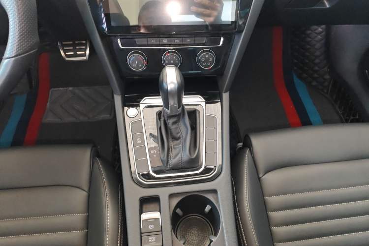 Used Volkswagen Magotan 2023 2 Million Units Limited-Edition 280TSI DSG Comfort Version