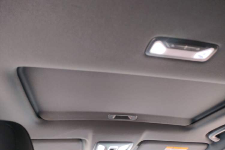 Used Changan UNI-V 2023 1.5T Premium Model