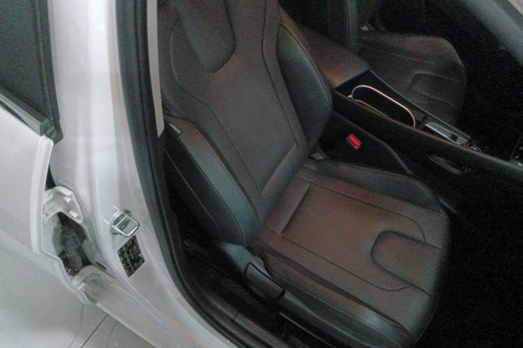 Used Hyundai Elantra 2022 1.5L CVT LUX Prestige Edition