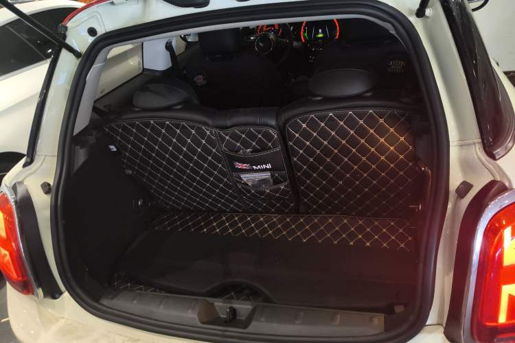 Used MINI 2019 2.0T COOPER S Classic Edition
