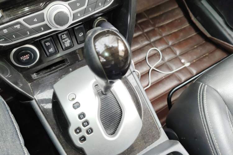 Used Renault Koleos 2013 2.5L 4x4 Comfort Edition
