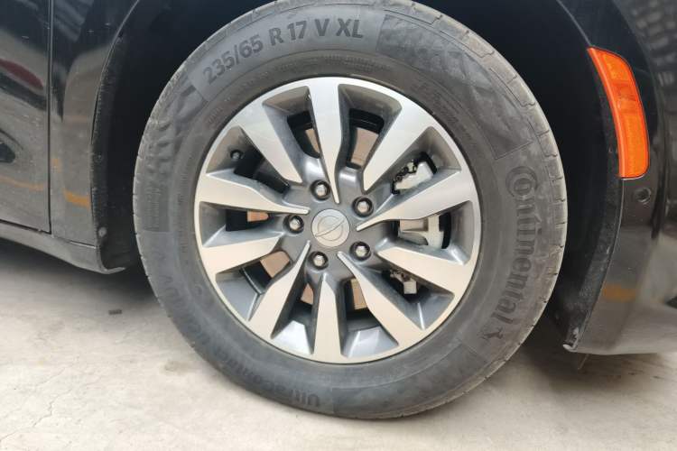 Used Chrysler Grand Voyager PHEV 2019 3.6L Plug-in Hybrid
