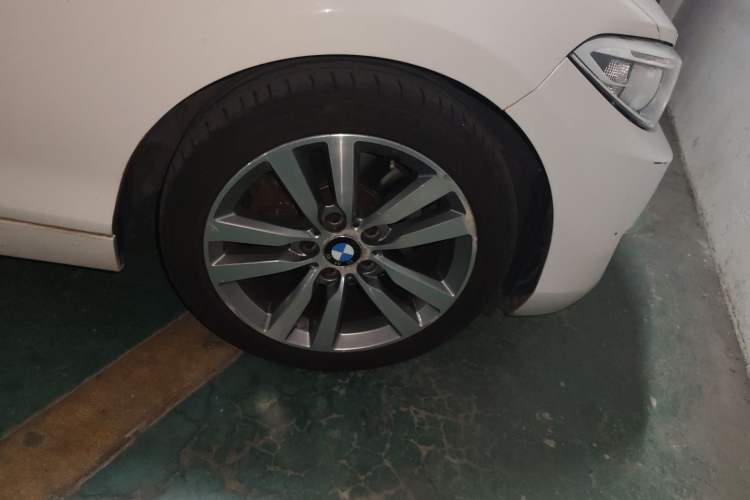 Used BMW 2 Series 2015 220i Convertible Coupe Leading Model
