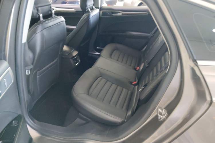 Used Ford Mondeo 2013 2.0L GTDi 200 Fashion Edition