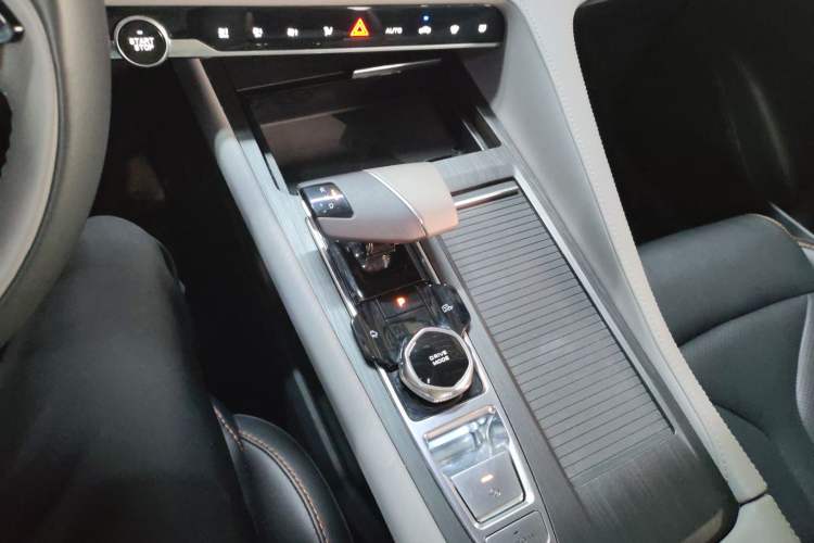 Used CHANGAN CS75 PLUS 2022 2nd Generation 1.5T Automatic Pilot Version
