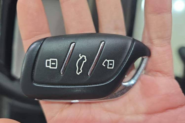 Used Roewe RX5 2023 1.5T Elite Edition
