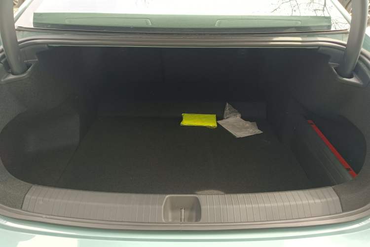 Used Volkswagen Passat 2025 Pro 380TSI Starry Dragon Luxury Edition
