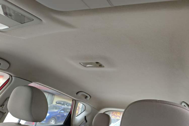 Used Nissan Tiida 2016 1.6L Manual Joyride Edition