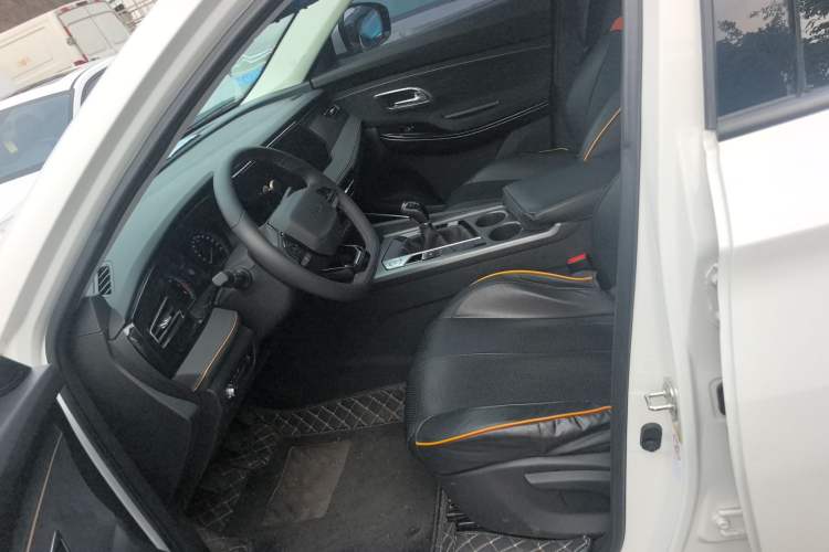 Used Oshan X7 PLUS 2023 Enjoy Edition 1.5T Manual Jiayue Model
