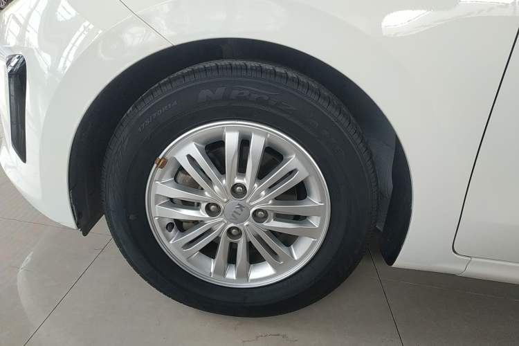 Used Kia Pegas 2019 1.4L Manual Value Edition National VI Standard Left Front Wheel Hub