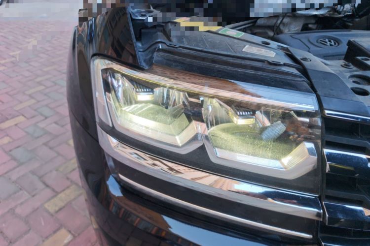 Used Volkswagen Teramont 2017 380TSI Four-Wheel Drive Luxury Edition Right Front Headlight