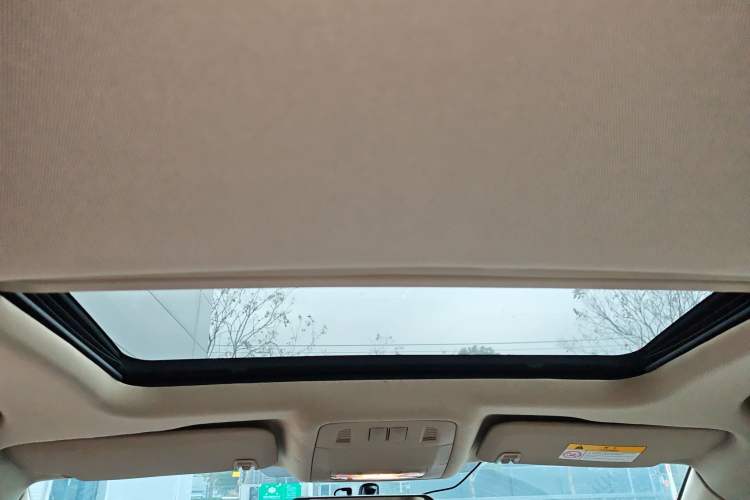 Used Buick Regal 2014 2.0L Leading Fashion Edition