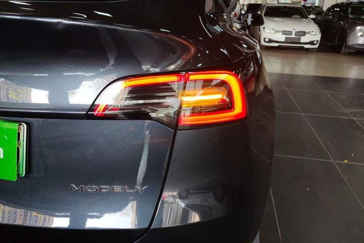 Used Tesla Model Y 2024 Rear-Wheel-Drive Version