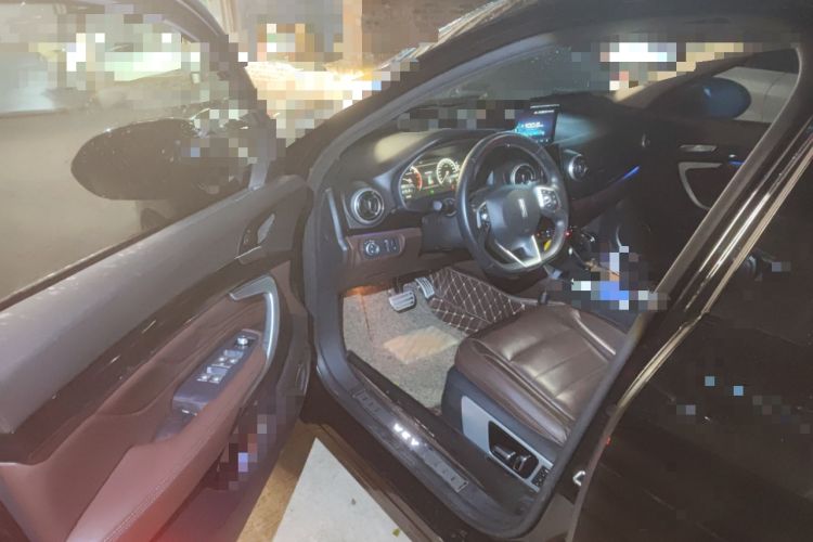 Used Wey VV7 2017 2.0T Flagship Model
