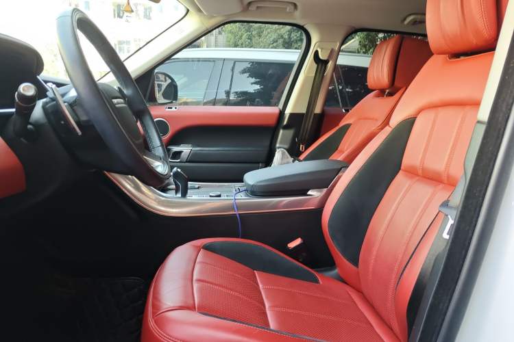 Used Land Rover Range Rover Sport 2019 3.0 L6 HSE DYNAMIC