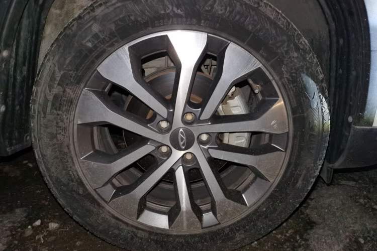 Used Chery Tiggo 8 2020 1.5 TCI Manual Special Edition 7-Seater Right Front Wheel Hub