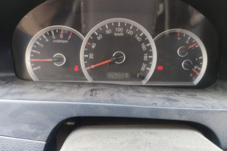 Used FAW Xiali 2012 N3 1.0L Hatchback Standard Model Odometer Close Up