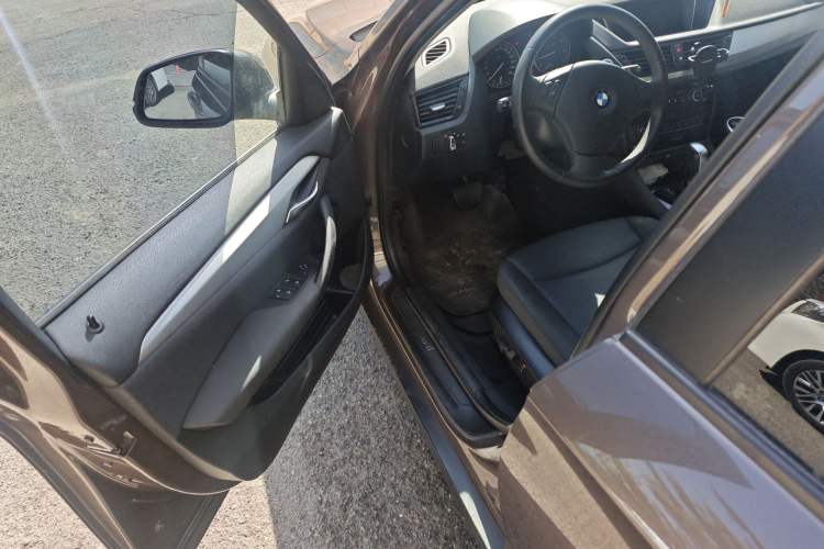 Used BMW X1 2013 sDrive18i Leading Model