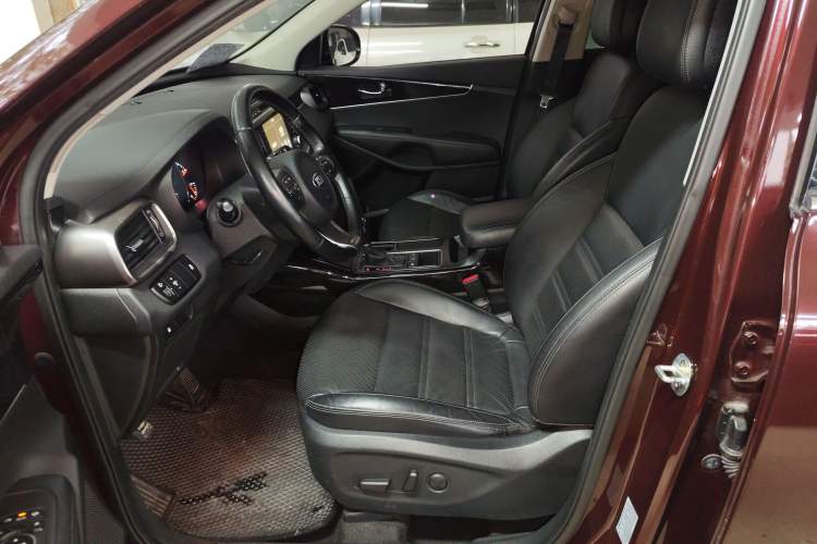 Used Kia Sorento 2015 Sorento L 2.4L Gasoline 4WD Elite Edition 7 Seats China V Emission Standard
