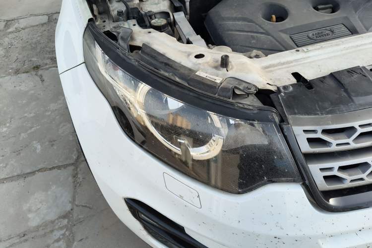 Used Land Rover Discovery Sport 2017 2.0T PURE Right Front Headlight