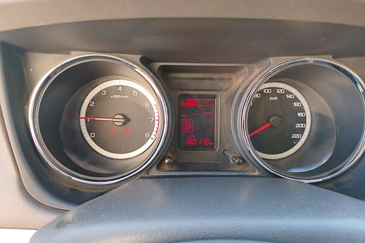 Used Dongfeng Aeolus A60 2014 1.6L Manual Luxury Model