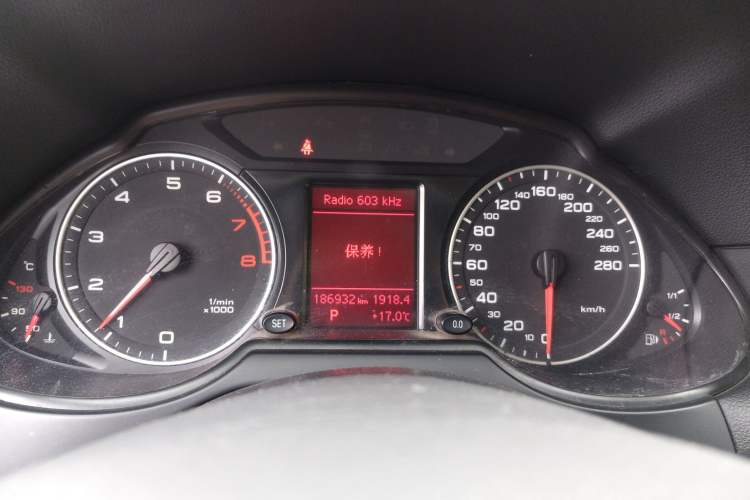 Used Audi Q5 2010 2.0TFSI Technology Edition Instrument Cluster
