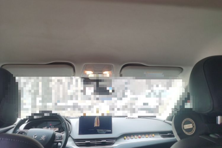 Used Hongqi E-QM5 2023 620km PLUS
