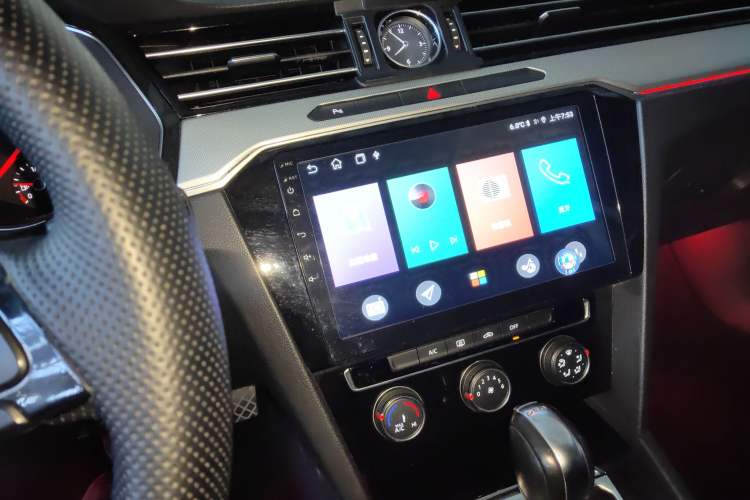 Used Volkswagen Magotan 2019 330TSI DSG Leading Edition China V Standard