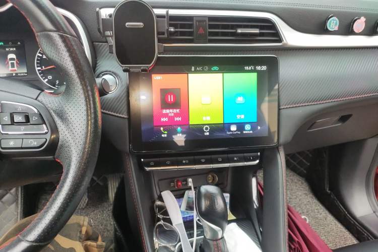 Used MG ZS 2020 180 DVVT Automatic Lite Audio And AC Panel