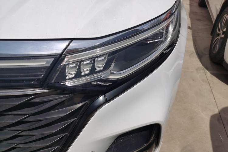 Used Roewe iMAX8 2021 400TGI Supreme Series Ultimate Edition Left Front Headlight