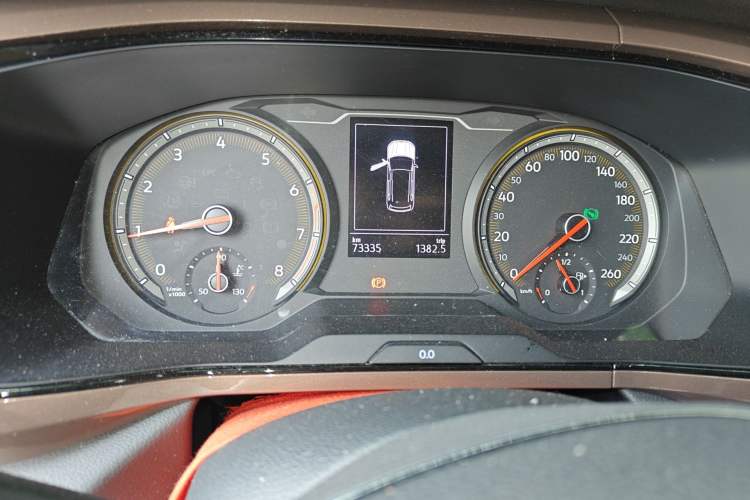 Used Volkswagen Tharu 2019 280TSI Two-Wheel Drive Comfort Edition China VI Standard Odometer Close Up