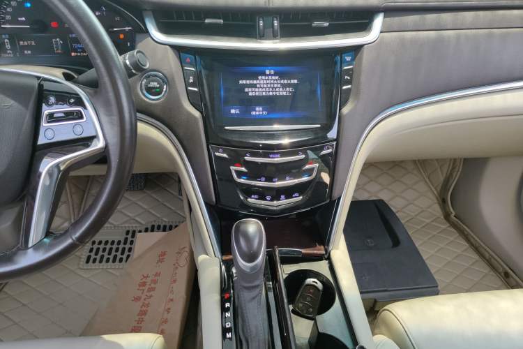 Used Cadillac XTS 2015 28T Comfort Model