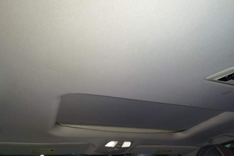 Used SAIC MAXUS G10 2018 PLUS 2.0T Automatic Luxury Executive Edition
