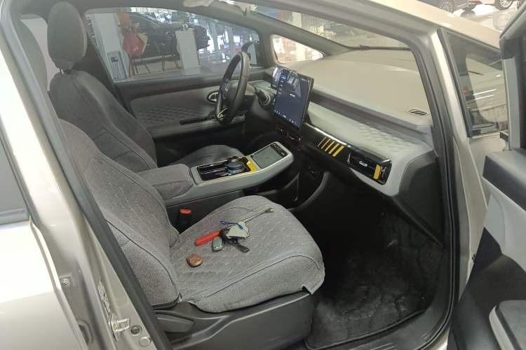 Used AION Y 2022 70 Intelligent Edition Lithium Iron Phosphate