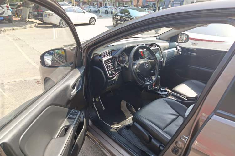 Used Honda Greiz 2016 1.5L CVT Luxury Edition