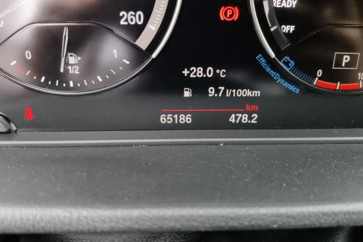 Used BMW X1 2021 sDrive20Li Premium Edition Odometer Close Up