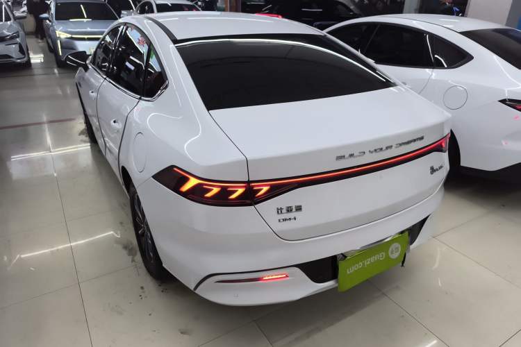 Used BYD Qin PLUS 2024 HONOR Edition DM-i 55KM Leading Model
