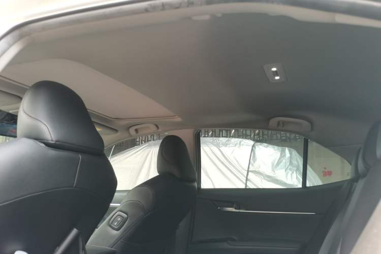 Used Toyota Camry 2021 2.0G Luxury Edition Headliner